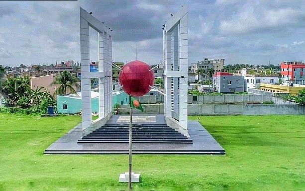 gollamari memorial monument Image