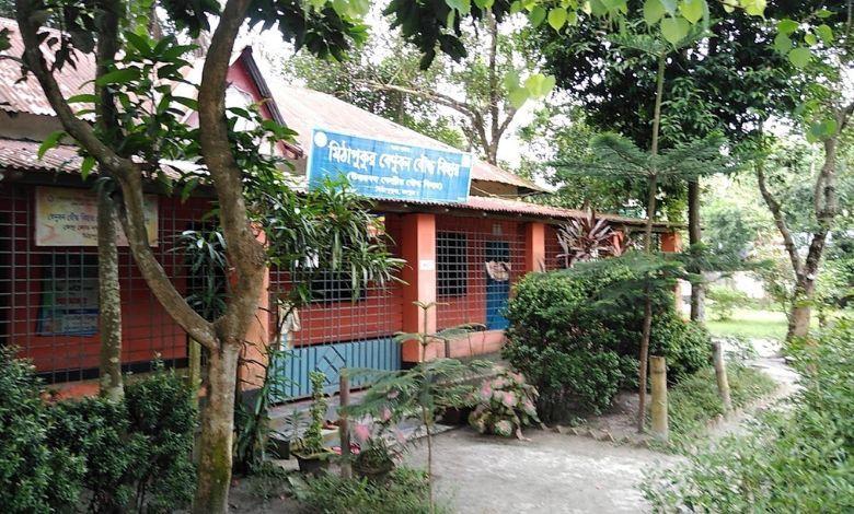 mithapukur buddhist vihara এর ছবি