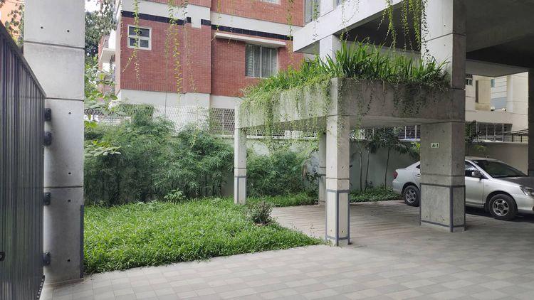 anwar landmark sofia sky garden apartment's lawn and parking বসুন্ধরা আবাসিক এলাকা