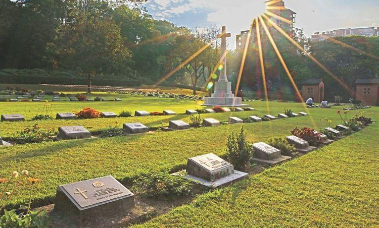 chattogram war cemetry এর ছবি
