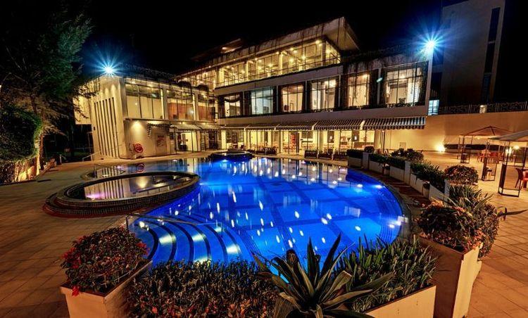 insignia hotels & resorts এর ছবি