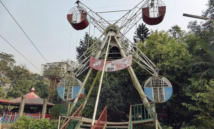 bohutola colony shishu park এর ছবি