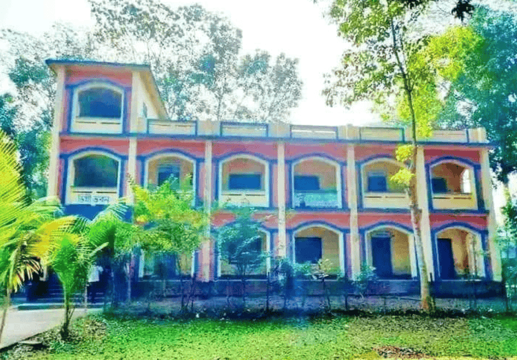 patarhat rc college এর ছবি