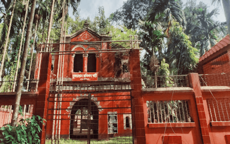 tushbhandar jamidar bari এর ছবি