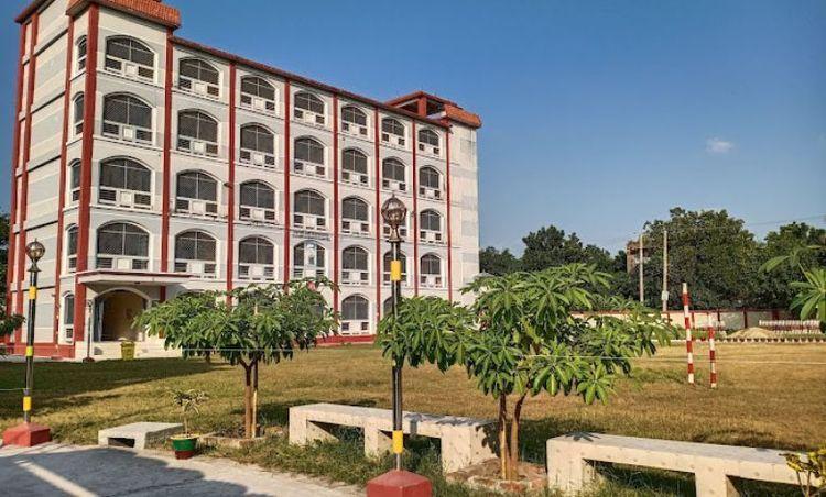 rajshahi court college এর ছবি