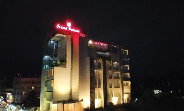 grand palace hotel এর ছবি