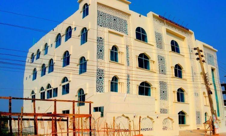 pirojpur model mosque এর ছবি